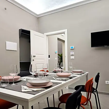 Mira Apartment *